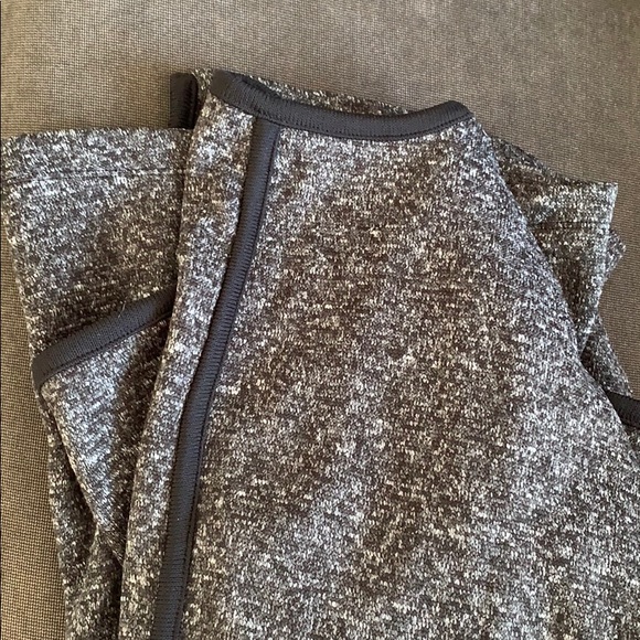 Banana republic cardigan - Picture 6 of 7